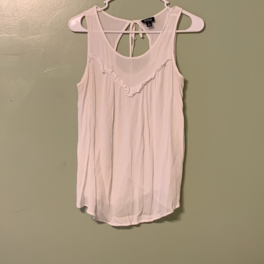 a.n.a white flowy tank top size small